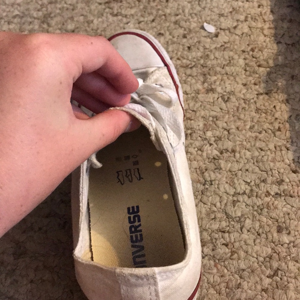All white Converses - Picture 5 of 7